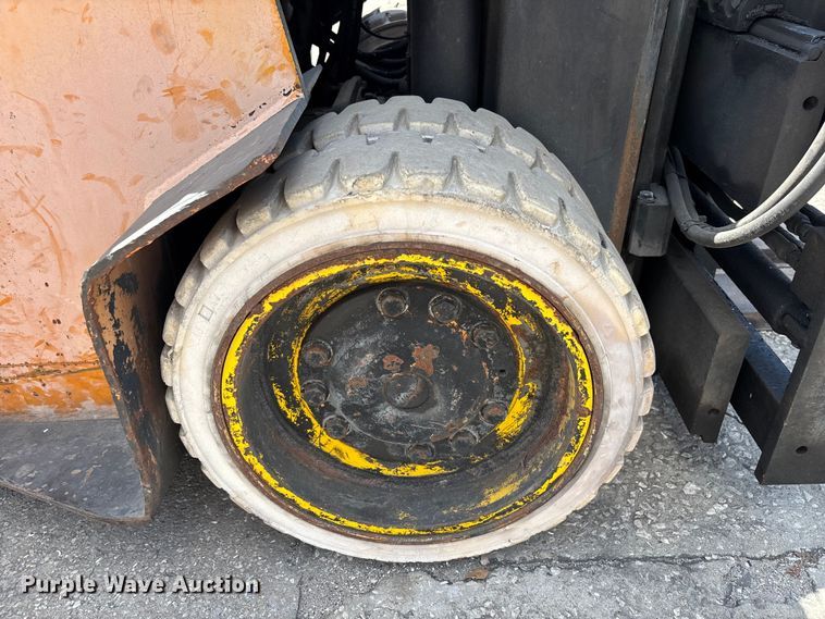 image for item EA5494 Yale ERC120 forklift