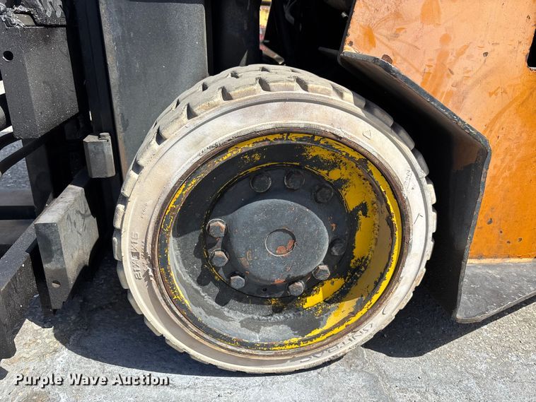 image for item EA5494 Yale ERC120 forklift