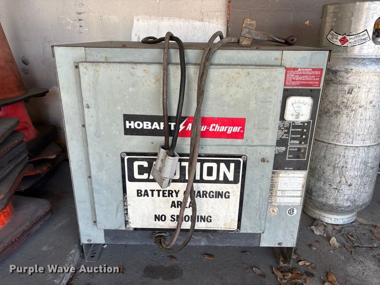image for item EA5494 Yale ERC120 forklift