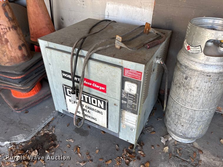 image for item EA5494 Yale ERC120 forklift