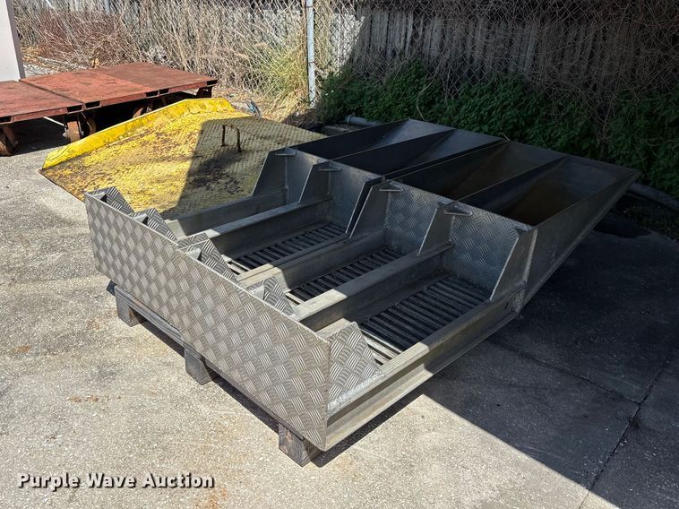 image for item EA5495 Loading ramps