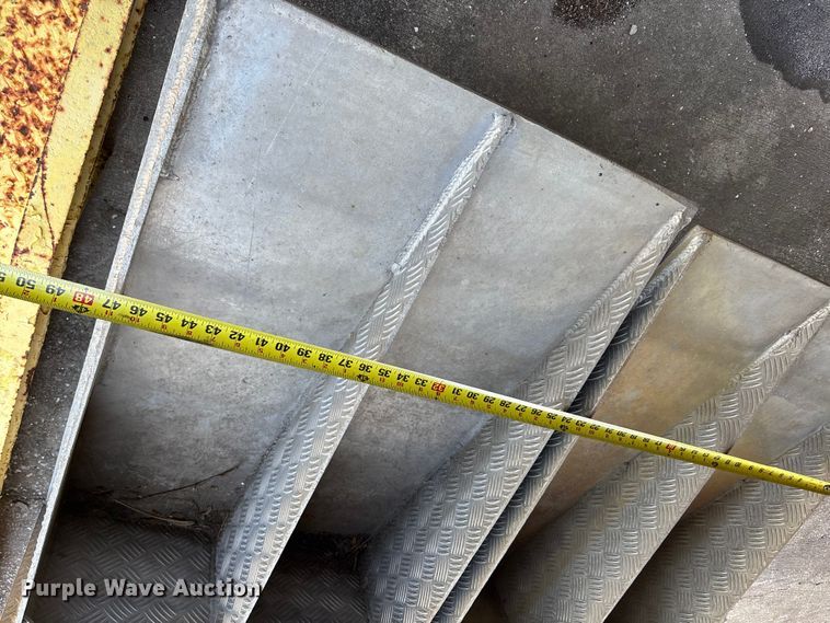 image for item EA5495 Loading ramps