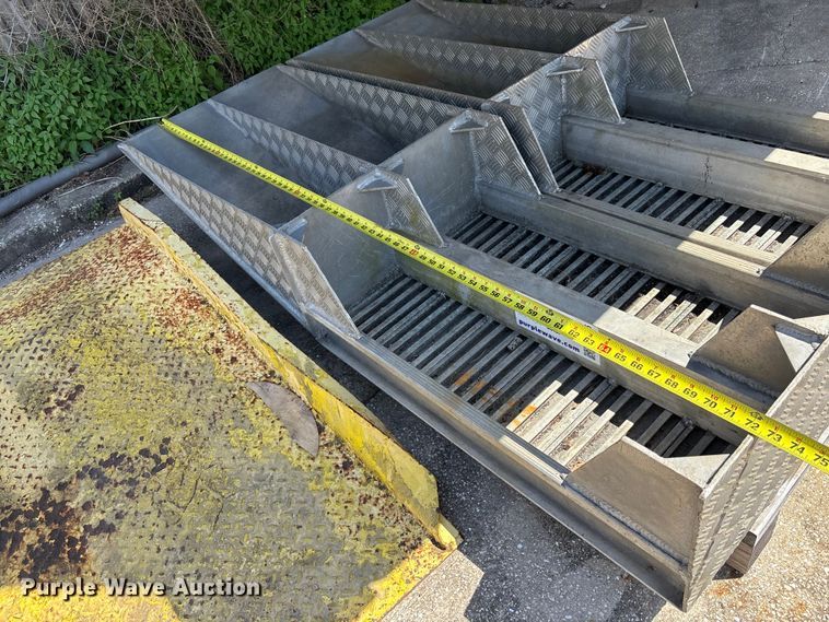 image for item EA5495 Loading ramps