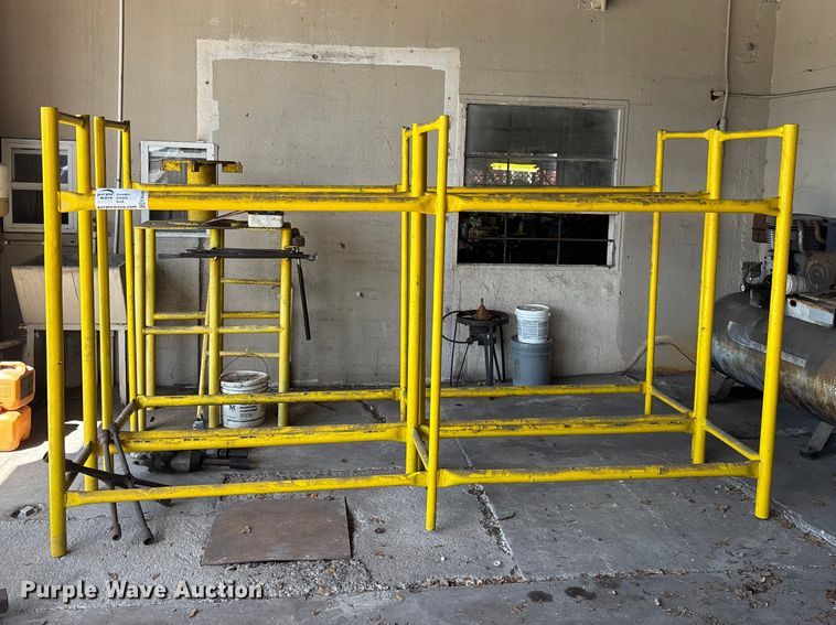 image for item EA5496 Tire equipment and air compressor