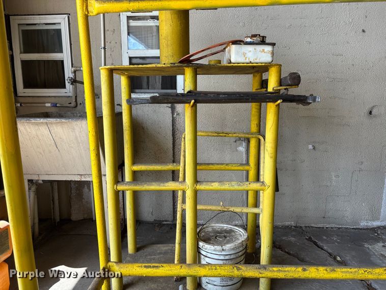 image for item EA5496 Tire equipment and air compressor