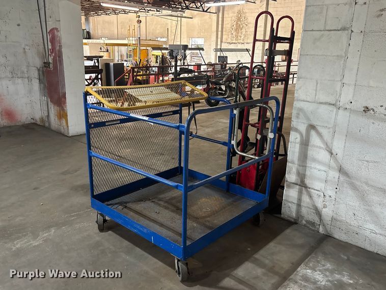 image for item EA5497 (3) dollies 