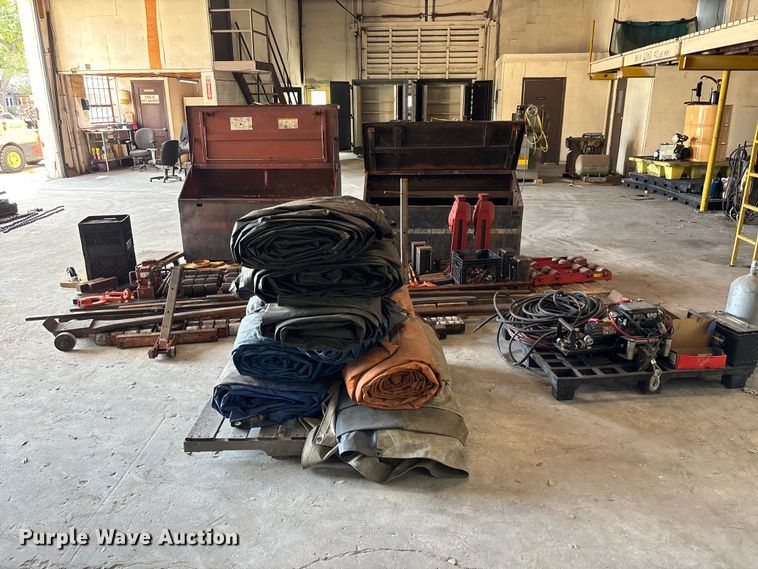 image for item EA5498 Moving machinery and rigging equipment