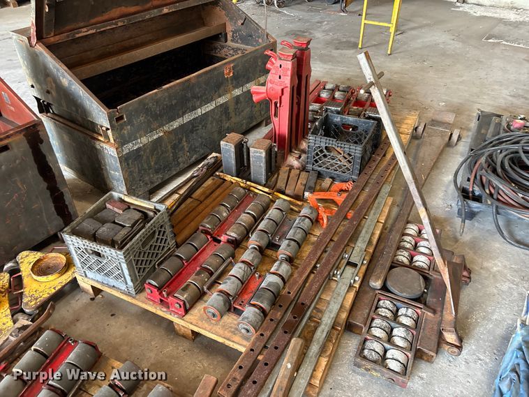 image for item EA5498 Moving machinery and rigging equipment