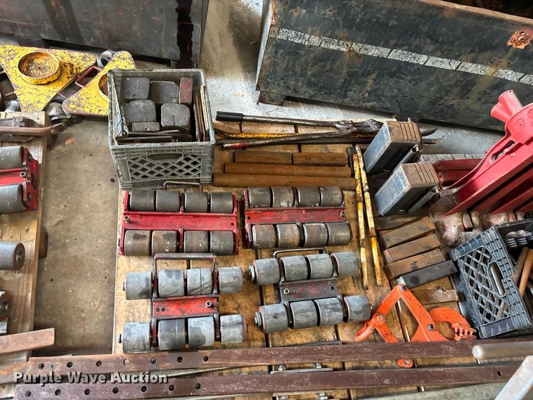 image for item EA5498 Moving machinery and rigging equipment