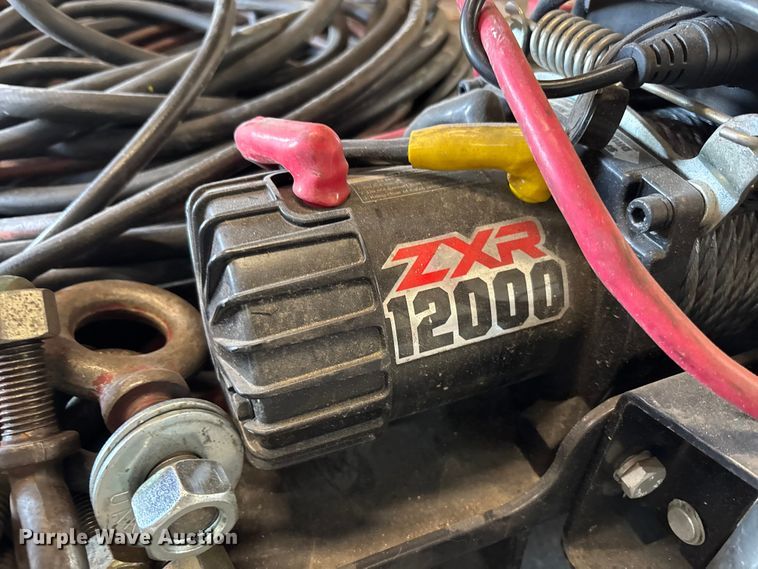 image for item EA5498 Moving machinery and rigging equipment