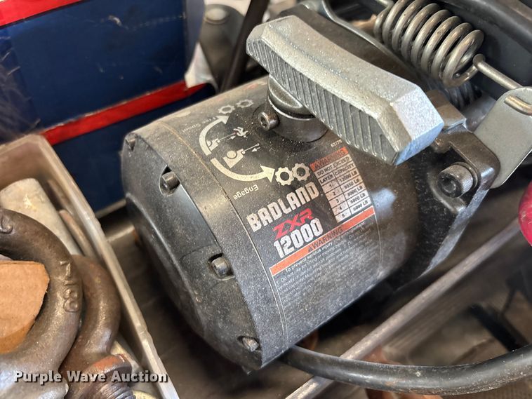 image for item EA5498 Moving machinery and rigging equipment