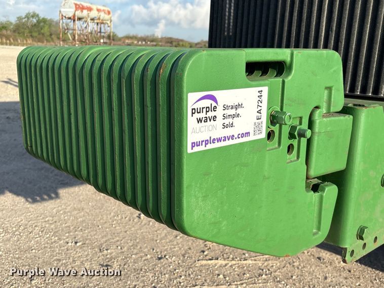 image for item EA7244 2006 John Deere 9520 Scraper Special 4WD tractor