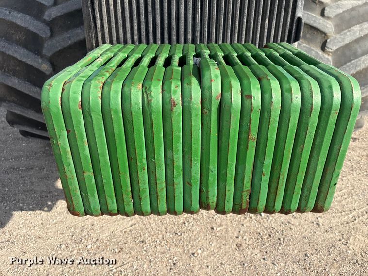 image for item EA7245 2007 John Deere 9520 Scraper Special 4WD tractor