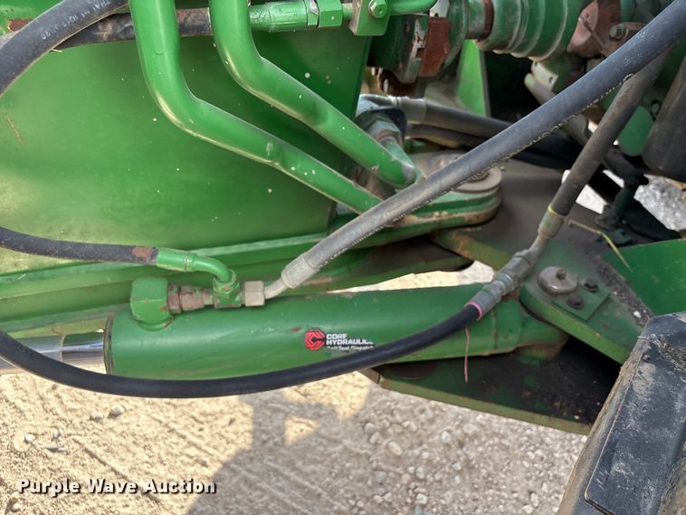 image for item EA7245 2007 John Deere 9520 Scraper Special 4WD tractor