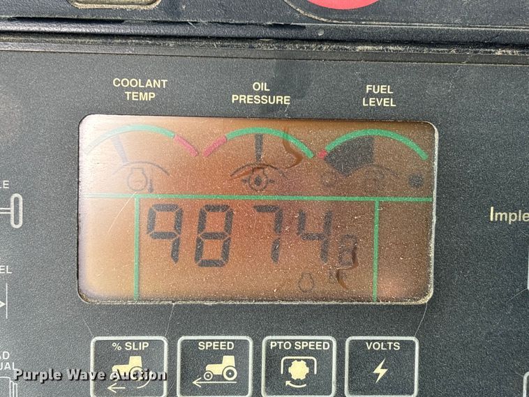 image for item EA7245 2007 John Deere 9520 Scraper Special 4WD tractor