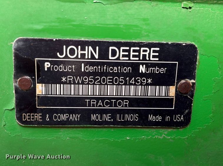 image for item EA7245 2007 John Deere 9520 Scraper Special 4WD tractor