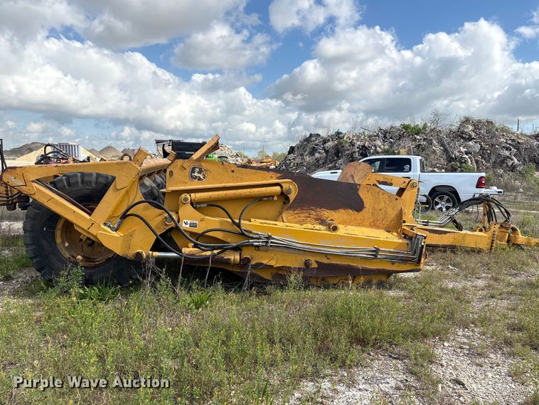 image for item EA7248 2014 John Deere 1812C scraper