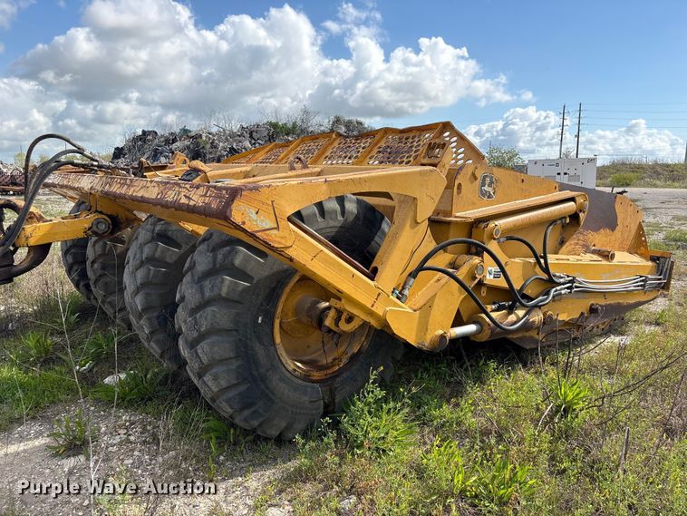 image for item EA7248 2014 John Deere 1812C scraper