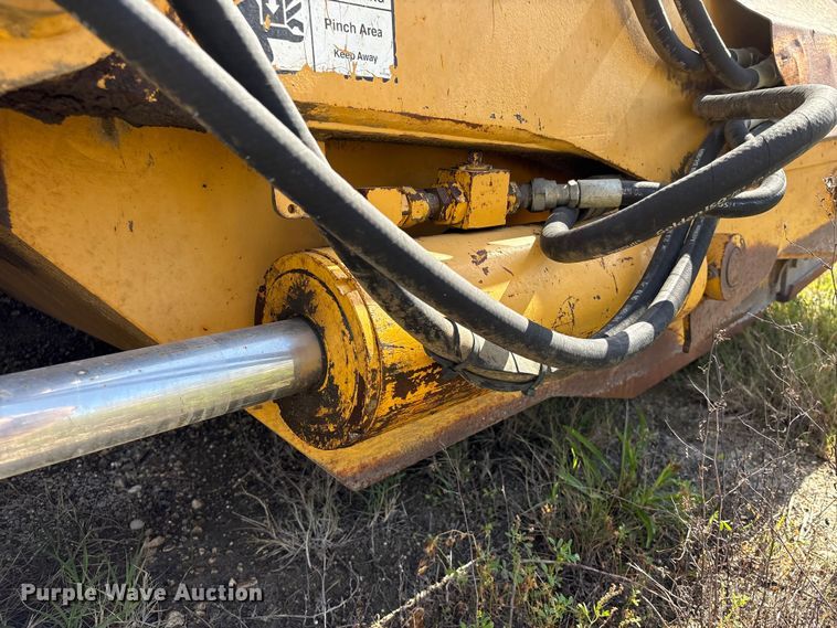 image for item EA7249 John Deere 1812C scraper