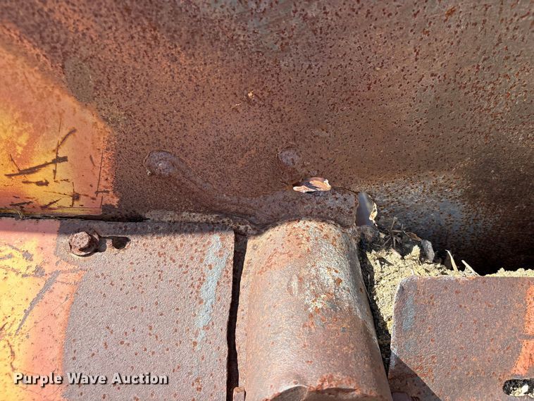 image for item EA7249 John Deere 1812C scraper