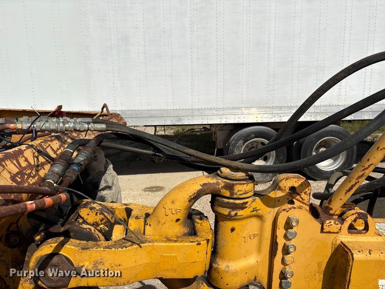 image for item EA7251 2014 John Deere 1812C scraper