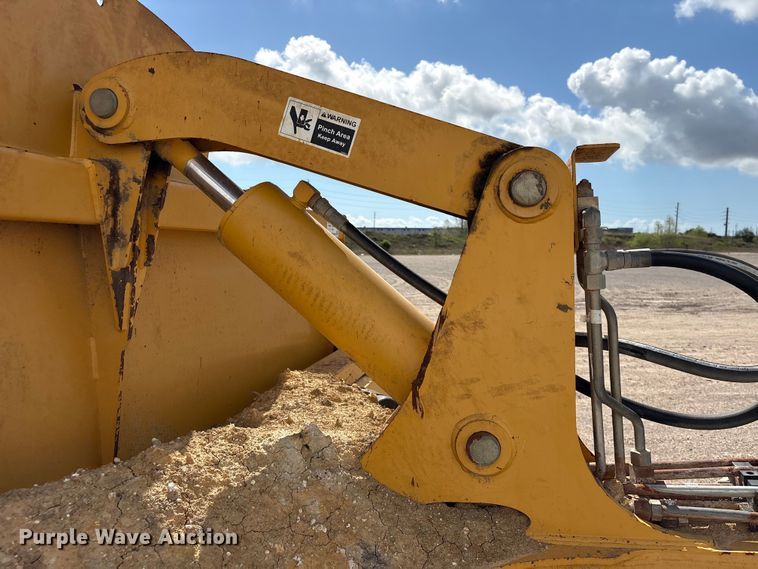 image for item EA7251 2014 John Deere 1812C scraper