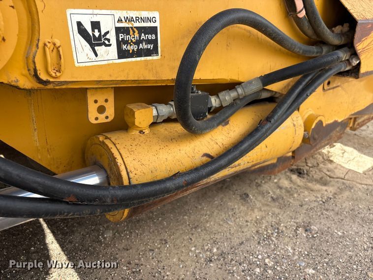 image for item EA7251 2014 John Deere 1812C scraper