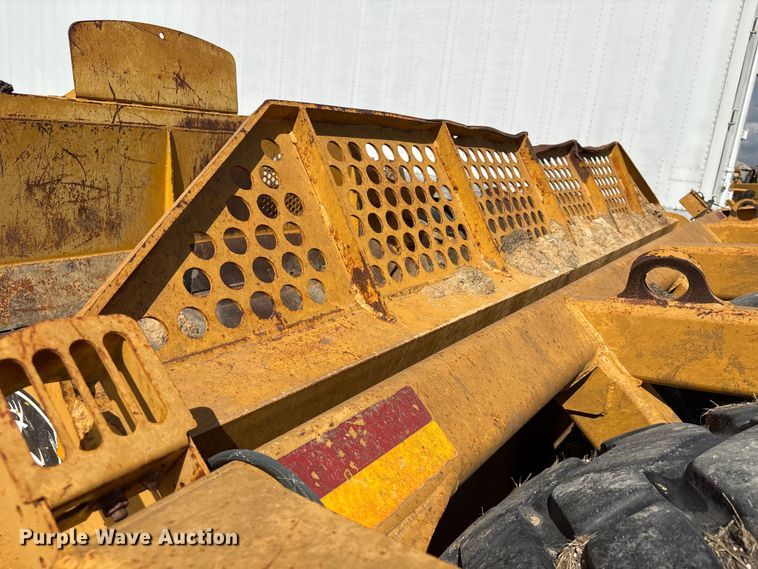 image for item EA7251 2014 John Deere 1812C scraper