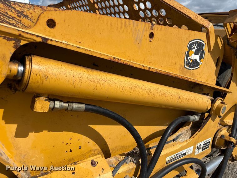 image for item EA7251 2014 John Deere 1812C scraper