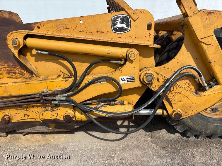 image for item EA7252 2012 John Deere 1812C scraper