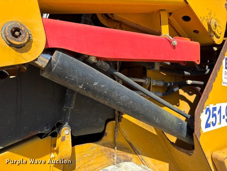 image for item EA7275 2019 Caterpillar 259D tracked skid steer loader