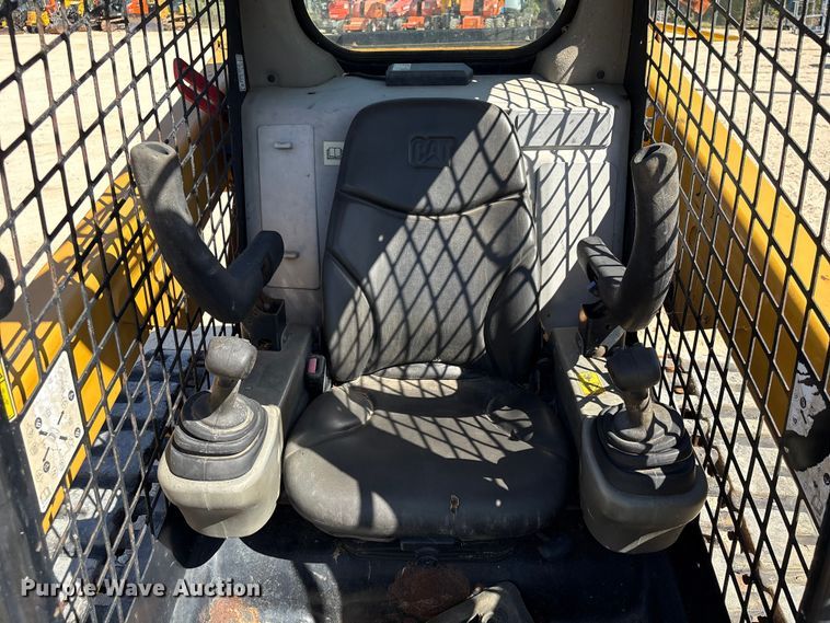 image for item EA7275 2019 Caterpillar 259D tracked skid steer loader