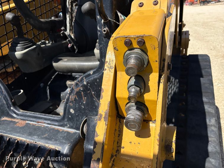 image for item EA7276 2019 Caterpillar 249D tracked skid steer loader