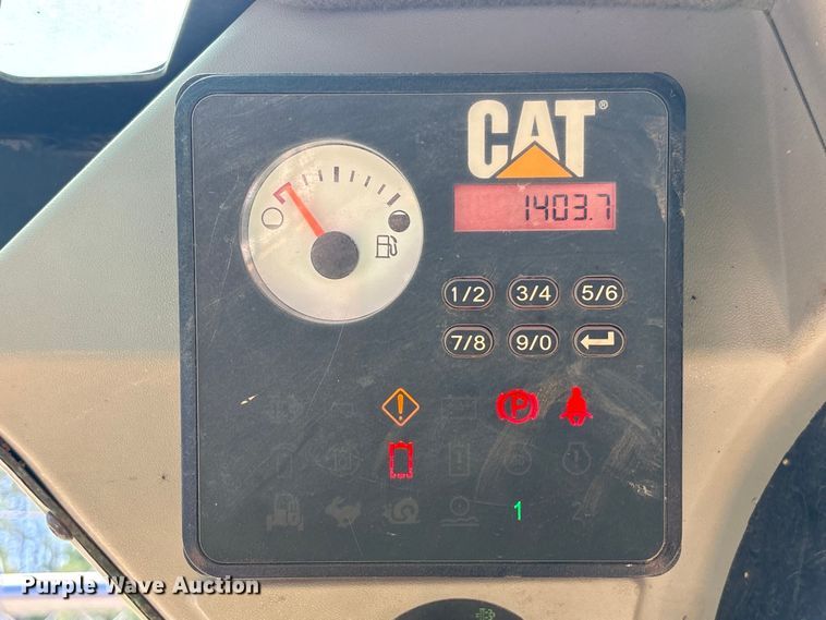 image for item EA7276 2019 Caterpillar 249D tracked skid steer loader