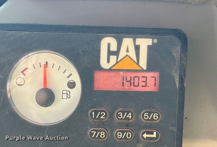 image for item EA7276 2019 Caterpillar 249D tracked skid steer loader