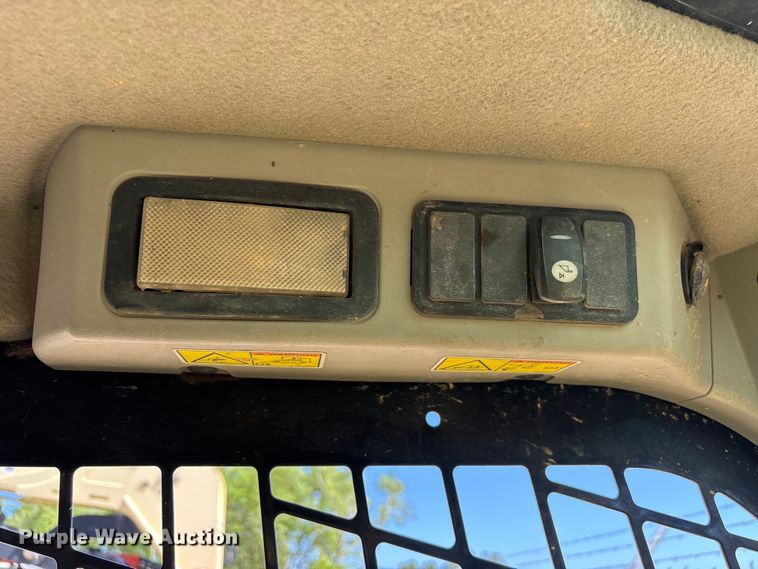 image for item EA7276 2019 Caterpillar 249D tracked skid steer loader