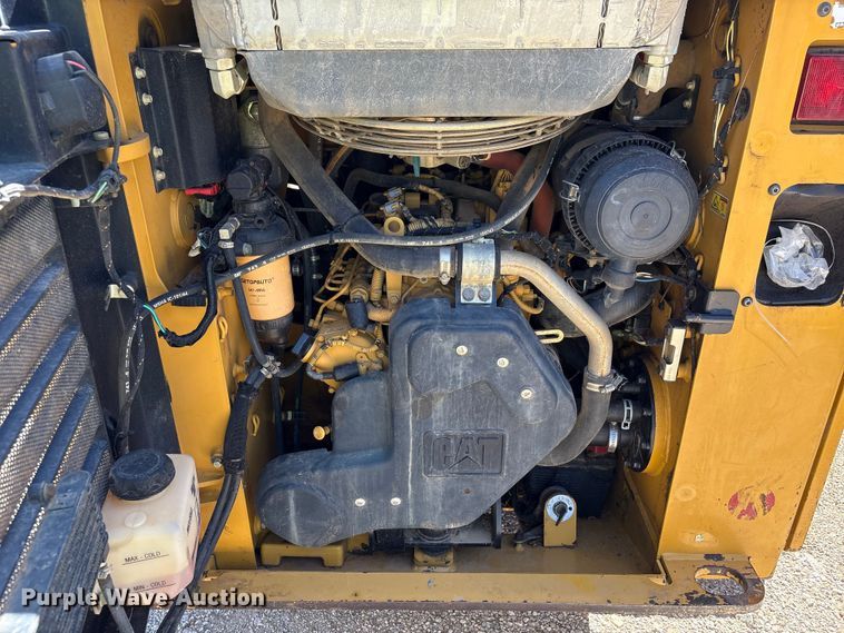 image for item EA7276 2019 Caterpillar 249D tracked skid steer loader