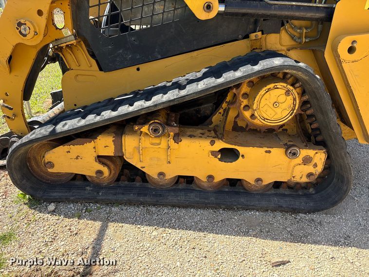 image for item EA7276 2019 Caterpillar 249D tracked skid steer loader