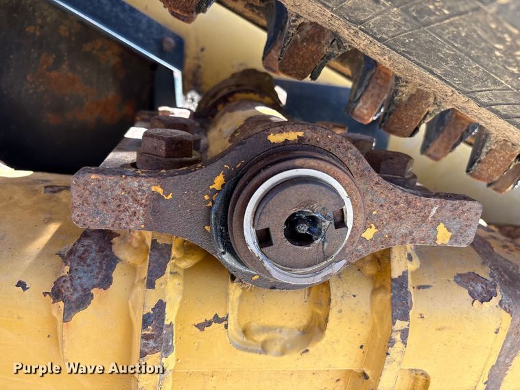 image for item EA7276 2019 Caterpillar 249D tracked skid steer loader