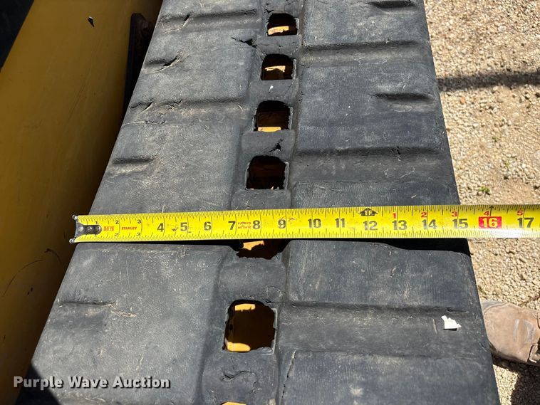 image for item EA7276 2019 Caterpillar 249D tracked skid steer loader