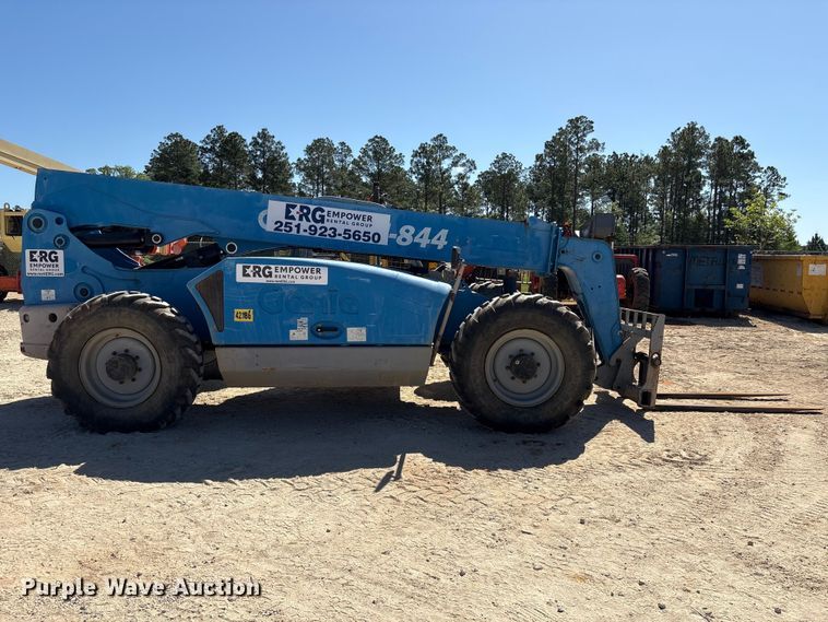 image for item EA7277 2014 Genie GTH-844 telehandler