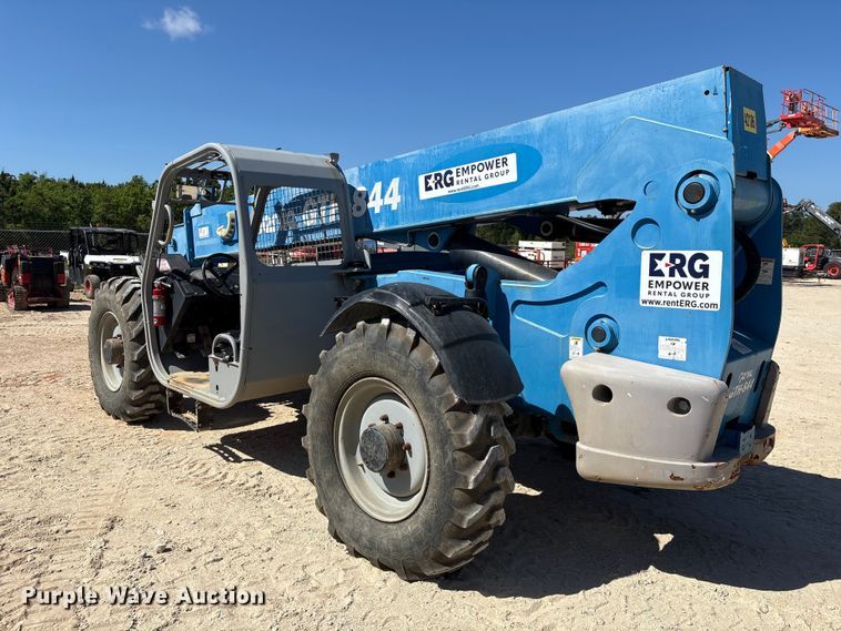 image for item EA7277 2014 Genie GTH-844 telehandler