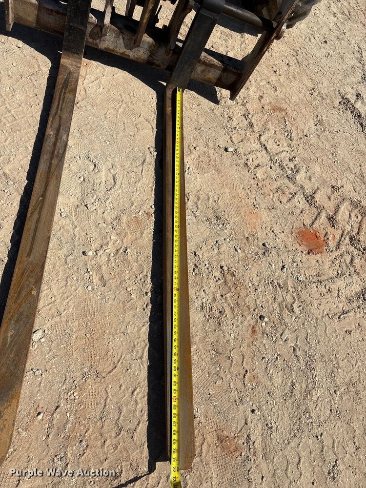 image for item EA7277 2014 Genie GTH-844 telehandler