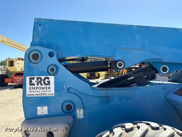 image for item EA7277 2014 Genie GTH-844 telehandler