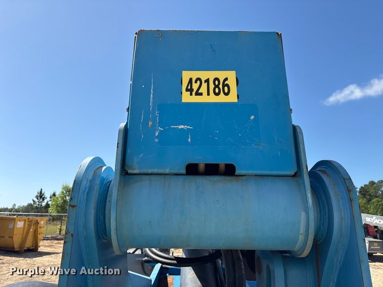 image for item EA7277 2014 Genie GTH-844 telehandler