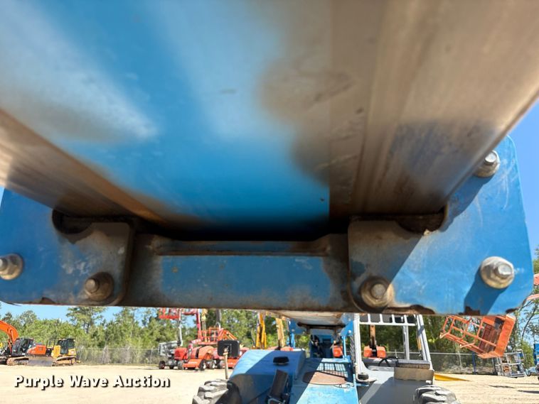 image for item EA7277 2014 Genie GTH-844 telehandler