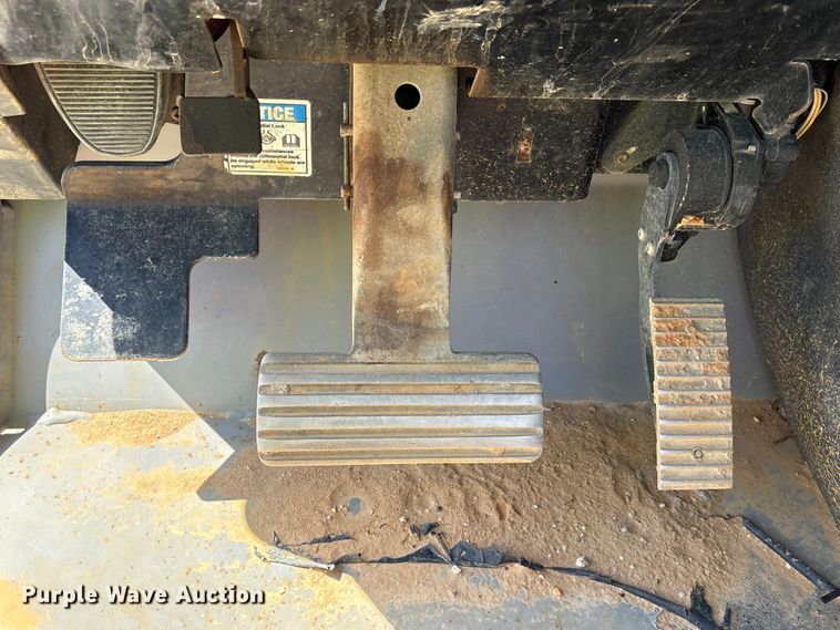 image for item EA7277 2014 Genie GTH-844 telehandler