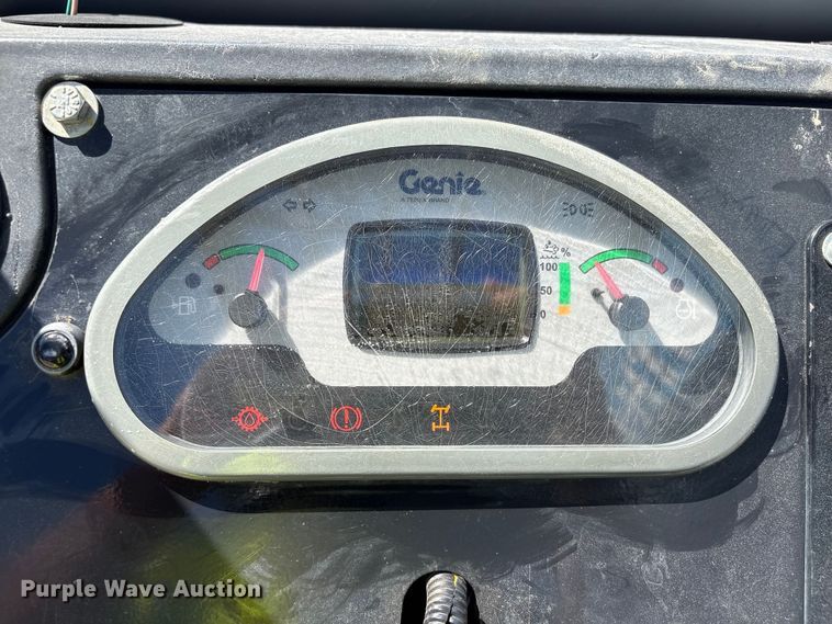 image for item EA7277 2014 Genie GTH-844 telehandler