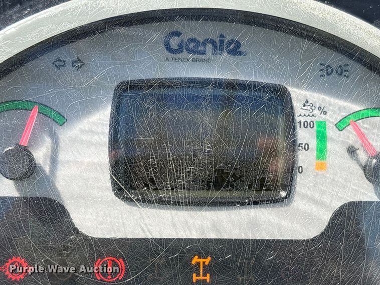 image for item EA7277 2014 Genie GTH-844 telehandler