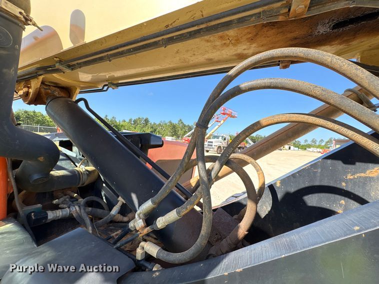 image for item EA7278 2015 JLG G6-42A telehandler
